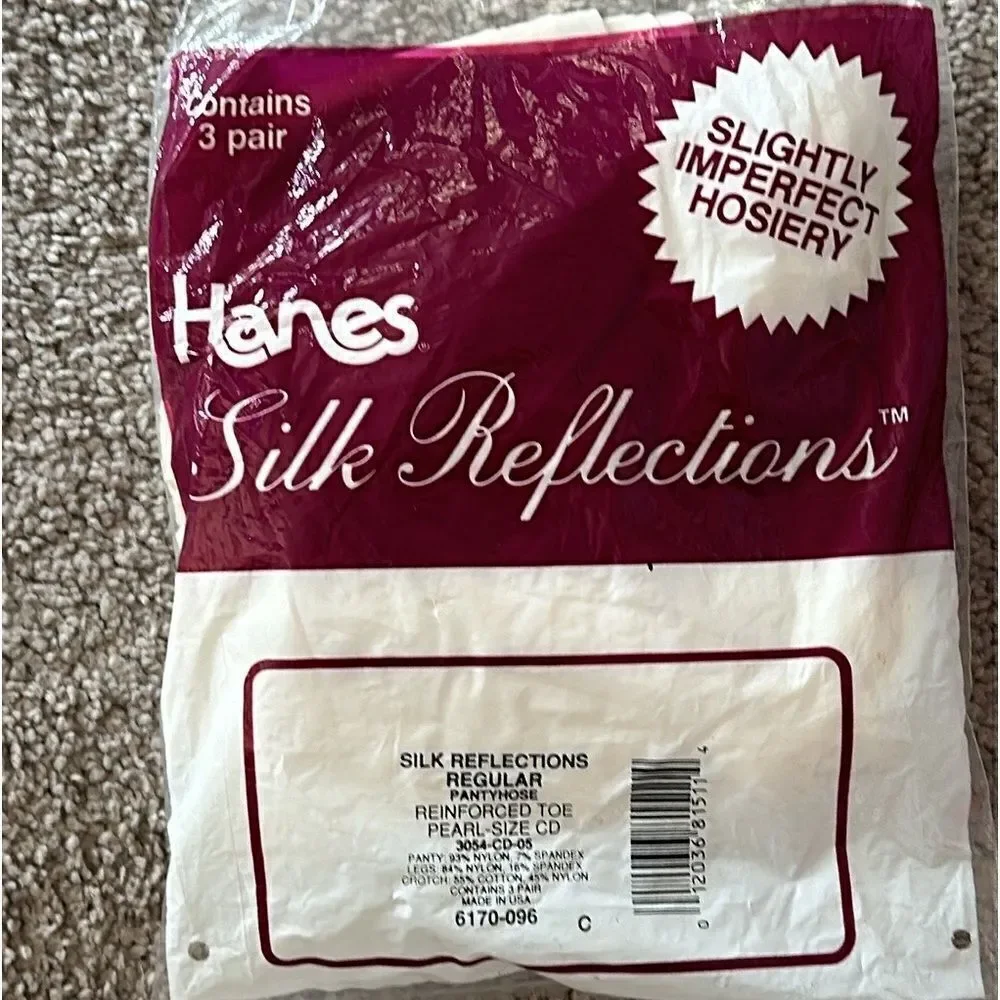 Hanes Silk Reflections Regular Pantyhose with Reinforced Toe